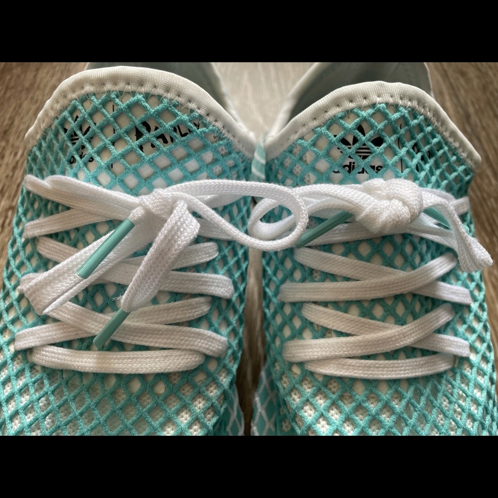 Women’s Adidas x Parley for the Oceans size 5